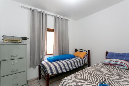 Casa para alugar com 171m², 3 quartos e 2 vagasQuarto 2