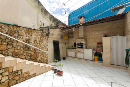 Casa para alugar com 171m², 3 quartos e 2 vagasÁrea de Serviço / Quintal 