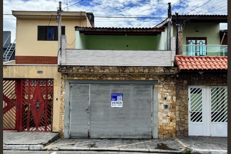 Casa para alugar com 171m², 3 quartos e 2 vagasFachada 