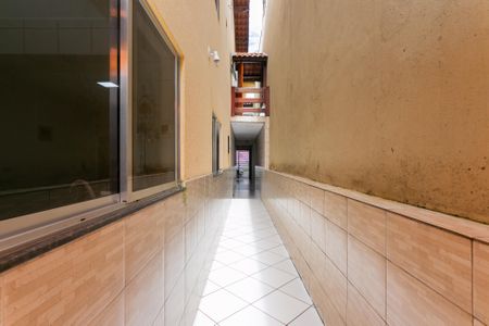 Casa para alugar com 171m², 3 quartos e 2 vagasCorredor Externo 