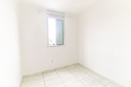 Quarto 2 de apartamento para alugar com 3 quartos, 58m² em Conjunto Residencial José Bonifácio, São Paulo