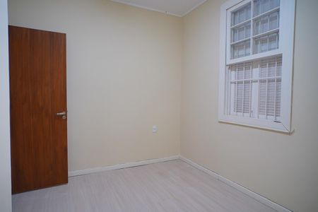 Quarto  de casa para alugar com 3 quartos, 150m² em São Geraldo, Porto Alegre