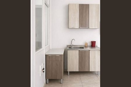 Cozinha de kitnet/studio à venda com 1 quarto, 33m² em Cristo Redentor, Porto Alegre