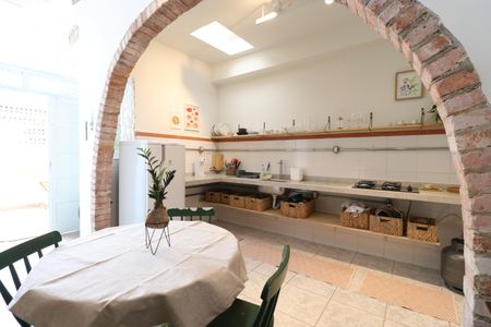 Cozinha  de casa para alugar com 1 quarto, 55m² em Barra Funda, São Paulo