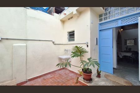 Casa para alugar com 55m², 1 quarto e sem vagaQuintal e área de serviço