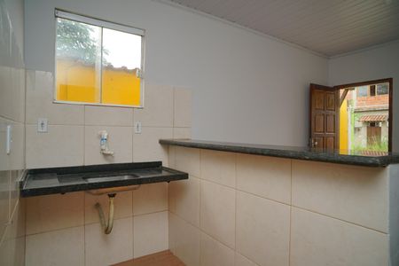 Casa para alugar com 40m², 2 quartos e 1 vagaCozinha