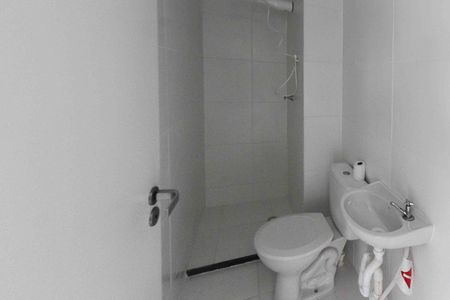 Apartamento para alugar com 34m², 2 quartos e sem vagaBanheiro