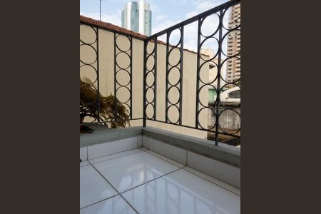 Apartamento à venda com 36m², 1 quarto e 1 vaga Apartamento à venda com 36m², 1 quarto e 1 vagaVaranda
