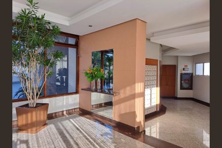 Apartamento à venda com 43m², 1 quarto e sem vaga Apartamento à venda com 43m², 1 quarto e sem vagaHall de Entrada