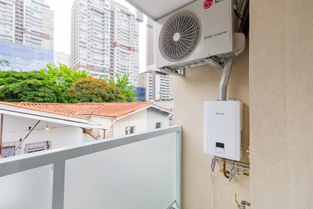 Varanda de kitnet/studio para alugar com 1 quarto, 24m² em Chácara Santo Antônio (zona Sul), São Paulo