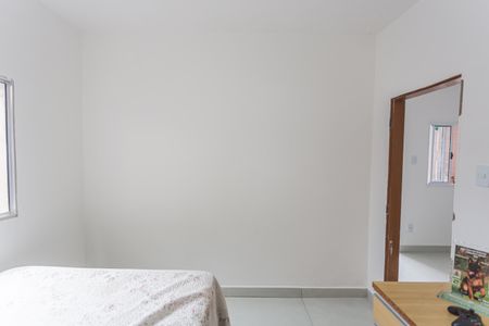 Quarto 1 de casa para alugar com 2 quartos, 230m² em Nova Vista, Belo Horizonte