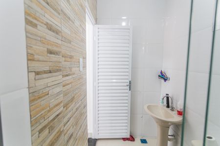 Casa para alugar com 230m², 2 quartos e sem vaga Casa para alugar com 230m², 2 quartos e sem vagaBanheiro Social