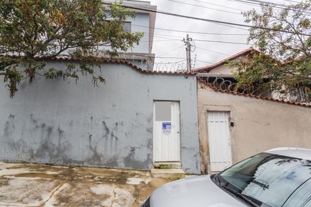 Casa para alugar com 230m², 2 quartos e sem vaga Casa para alugar com 230m², 2 quartos e sem vagaFachada