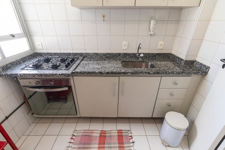 Cozinha de apartamento para alugar com 1 quarto, 60m² em Centro, Campinas