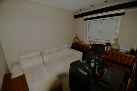 Apartamento à venda com 104m², 2 quartos e 2 vagasSala de TV