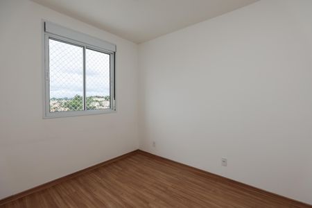 Quarto 2 de apartamento para alugar com 2 quartos, 41m² em Jardim Monte Alegre, Taboão da Serra