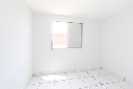 Quarto 1 de apartamento para alugar com 2 quartos, 39m² em Conjunto Habitacional Fazenda do Carmo, São Paulo