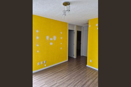 Sala de apartamento para alugar com 2 quartos, 42m² em Recanto Vista Alegre, Cotia
