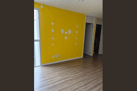 Sala de apartamento para alugar com 2 quartos, 42m² em Recanto Vista Alegre, Cotia
