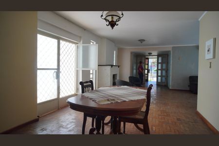 Sala  de casa à venda com 4 quartos, 280m² em Cidade Baixa, Porto Alegre