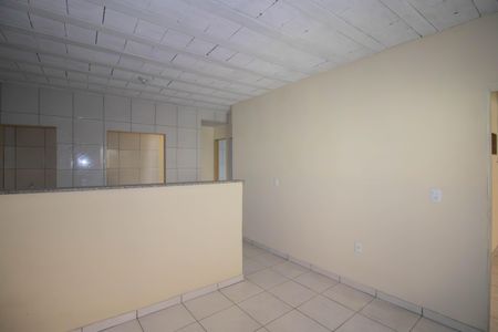 Sala de casa para alugar com 1 quarto, 48m² em Nova Cidade, São Gonçalo