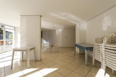 Apartamento para alugar com 60m², 2 quartos e 2 vagas Apartamento para alugar com 60m², 2 quartos e 2 vagasÁrea comum - Salão de festas