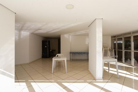Apartamento para alugar com 60m², 2 quartos e 2 vagas Apartamento para alugar com 60m², 2 quartos e 2 vagasÁrea comum - Salão de festas