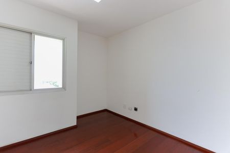 Apartamento para alugar com 60m², 2 quartos e 2 vagas Apartamento para alugar com 60m², 2 quartos e 2 vagasQuarto 2