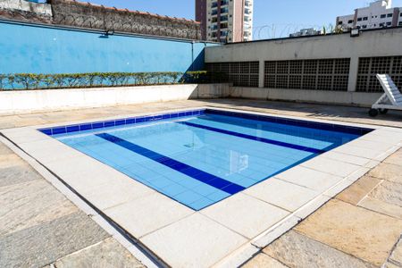 Apartamento para alugar com 60m², 2 quartos e 2 vagas Apartamento para alugar com 60m², 2 quartos e 2 vagasÁrea comum - Piscina
