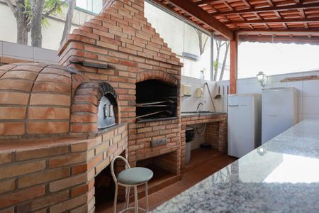 Apartamento para alugar com 60m², 2 quartos e 2 vagas Apartamento para alugar com 60m², 2 quartos e 2 vagasÁrea comum - Churrasqueira