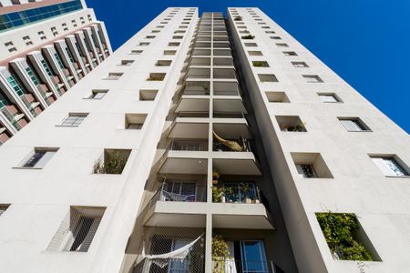 Apartamento para alugar com 60m², 2 quartos e 2 vagas Apartamento para alugar com 60m², 2 quartos e 2 vagasFachada do prédio