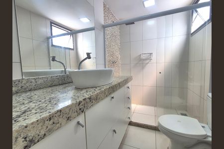 Apartamento para alugar com 180m², 3 quartos e 3 vagas Apartamento para alugar com 180m², 3 quartos e 3 vagasBanheiro suite 3