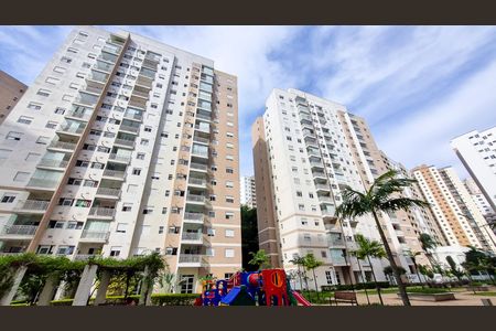 Apartamento para alugar com 58m², 2 quartos e 1 vagaFachada