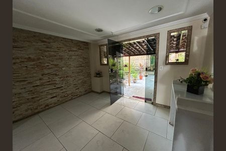 Apartamento para alugar com 80m², 2 quartos e 1 vagaHall de entrada