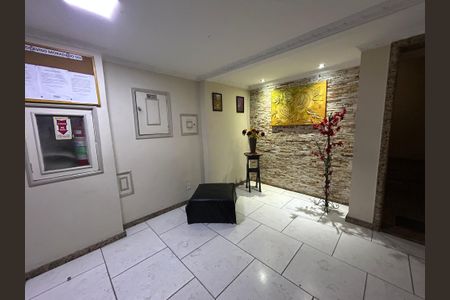 Apartamento para alugar com 80m², 2 quartos e 1 vagaHall de entrada
