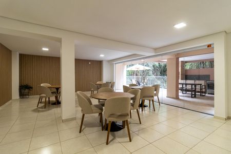 Apartamento à venda com 47m², 2 quartos e 1 vaga Apartamento à venda com 47m², 2 quartos e 1 vagaÁrea comum - Salão de festas