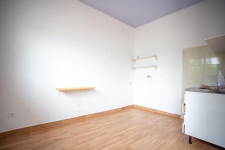 Casa para alugar com 1 quarto, 20m² em Parque da Fonte, São José dos Pinhais