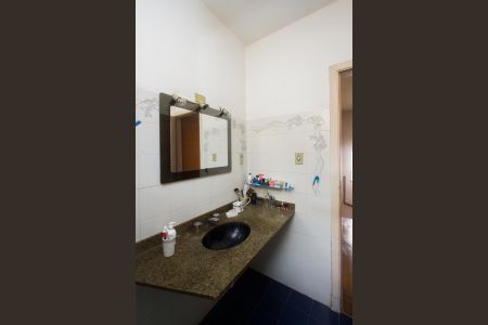 Casa para alugar com 300m², 4 quartos e 2 vagas