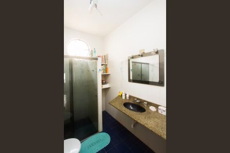 Casa para alugar com 300m², 4 quartos e 2 vagas