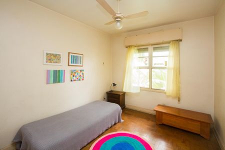 Casa para alugar com 300m², 4 quartos e 2 vagas