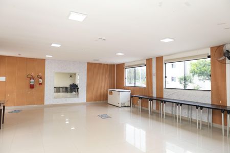 Apartamento para alugar com 44m², 2 quartos e 1 vagaÁrea comum - Salão de festas