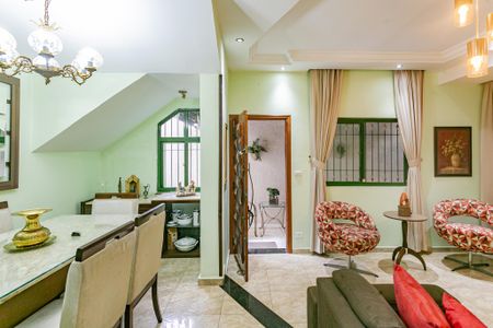 Sala de casa à venda com 3 quartos, 280m² em Vila Vera, São Paulo