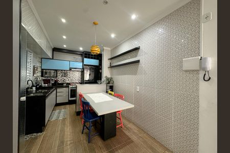 Apartamento para alugar com 78m², 2 quartos e sem vaga Apartamento para alugar com 78m², 2 quartos e sem vagaCozinha