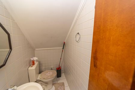 Casa para alugar com 300m², 6 quartos e 5 vagasLavabo