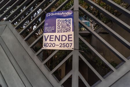 Casa para alugar com 300m², 6 quartos e 5 vagasPlaca