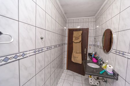 Casa para alugar com 300m², 6 quartos e 5 vagasBanheiro Social