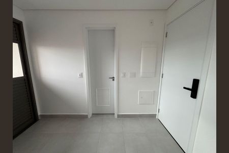 Apartamento à venda com 134m², 3 quartos e 2 vagas Apartamento à venda com 134m², 3 quartos e 2 vagasÁrea de serviço
