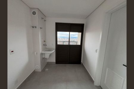 Apartamento à venda com 134m², 3 quartos e 2 vagas Apartamento à venda com 134m², 3 quartos e 2 vagasÁrea de serviço