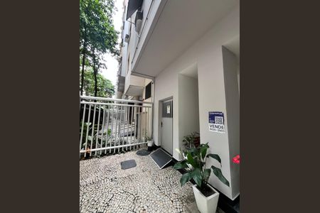 Studio à venda com 21m², 1 quarto e sem vaga Studio à venda com 21m², 1 quarto e sem vagaPlaca