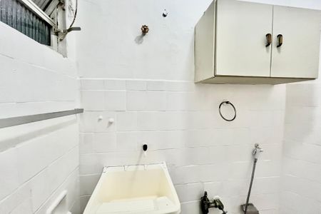 Studio à venda com 21m², 1 quarto e sem vaga Studio à venda com 21m², 1 quarto e sem vagaBanheiro